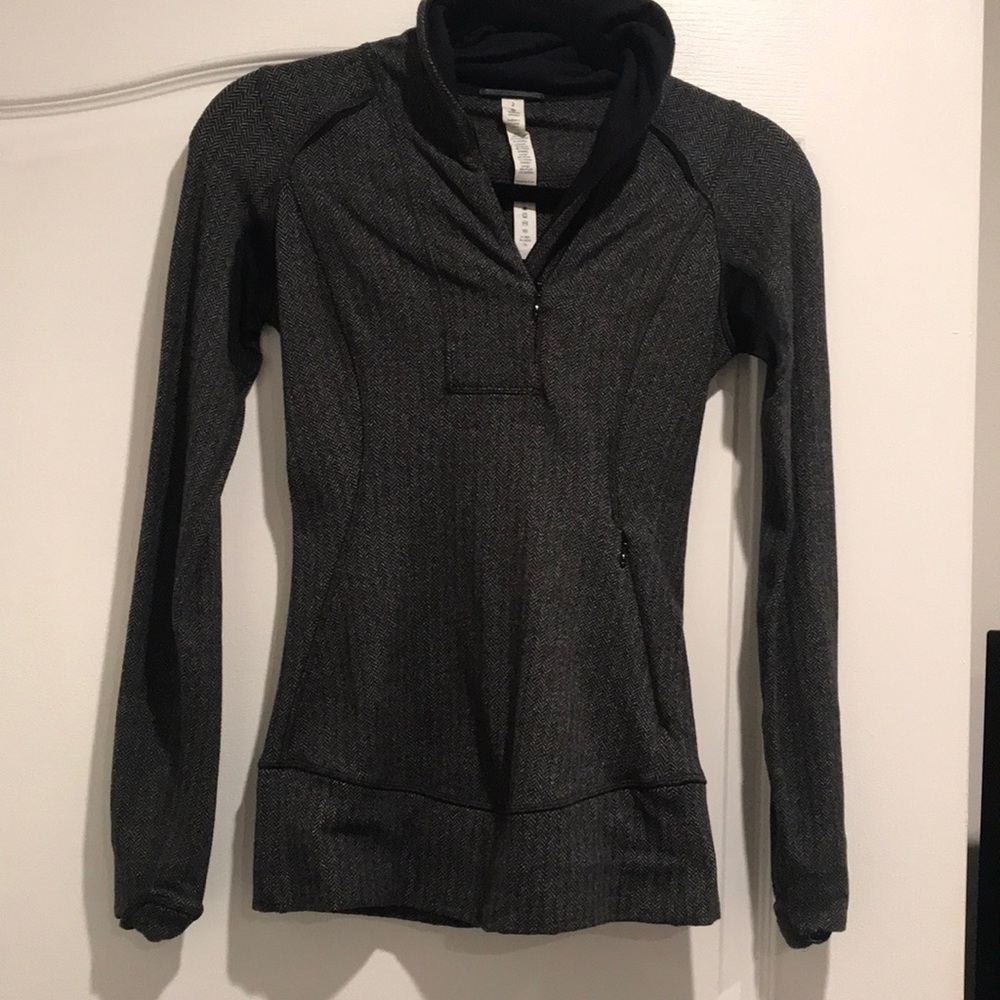 Lululemon pullover